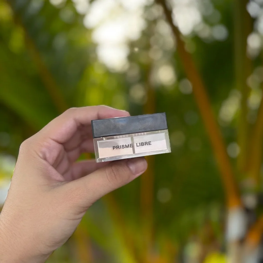 Givenchy Mini Illuminating & Color Correcting Loose Powder • Voile Rose